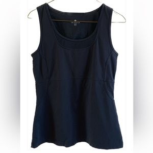 Women’s workout tank top
